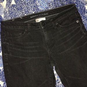 Banana Republic black skinny jeans size 28
